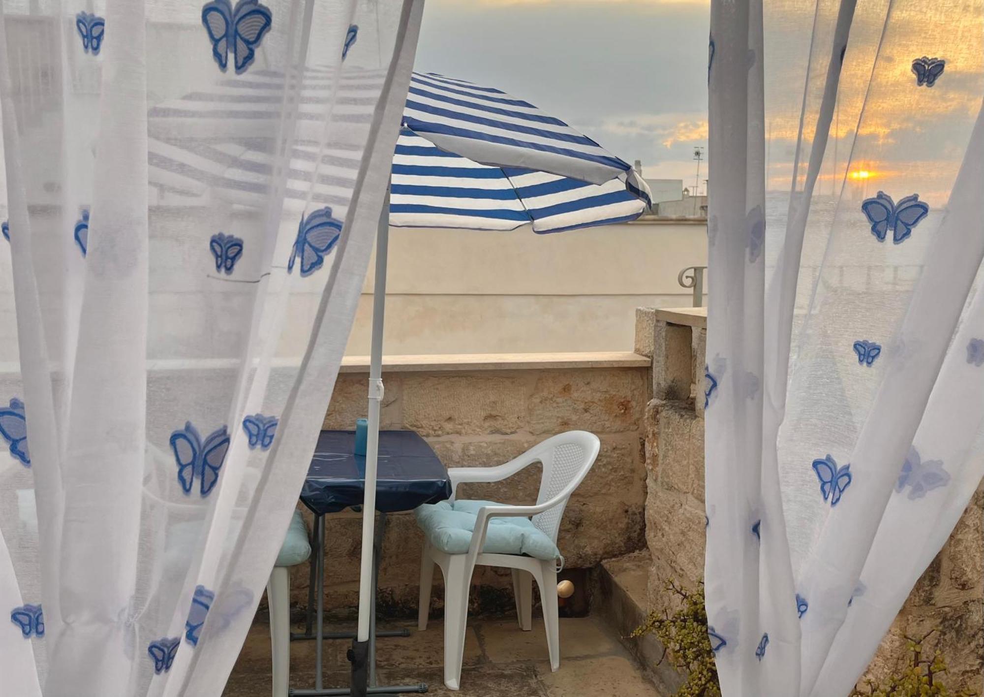 Casa Maya, Vista Mare E Relax بولينيانو آ ماري المظهر الخارجي الصورة